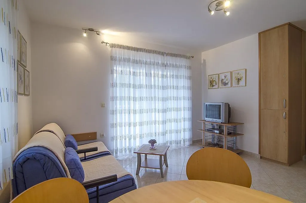 Apartments Skoko 1218 Premantura 0*,  Croatia